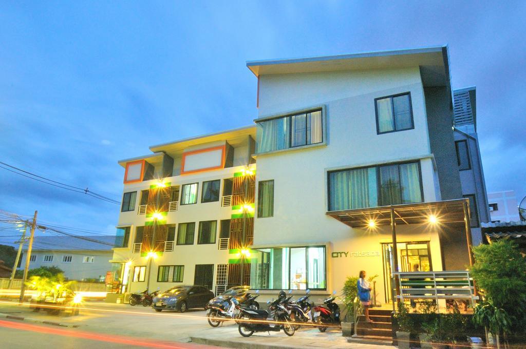 City Ratsada Lampang Dış mekan fotoğraf